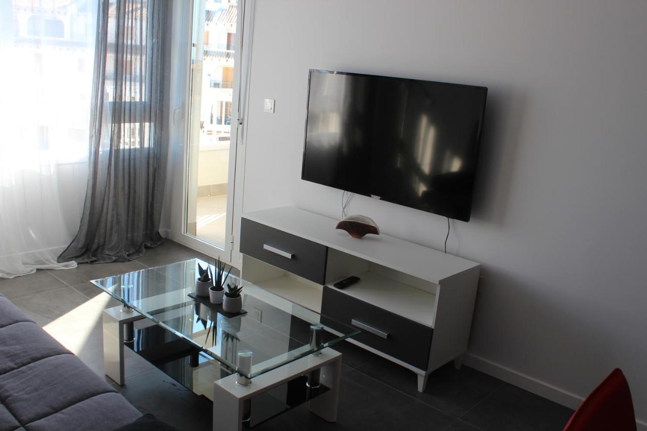New Apartment With Sea View Of Andrew And Natallia 캄포아모르 외부 사진