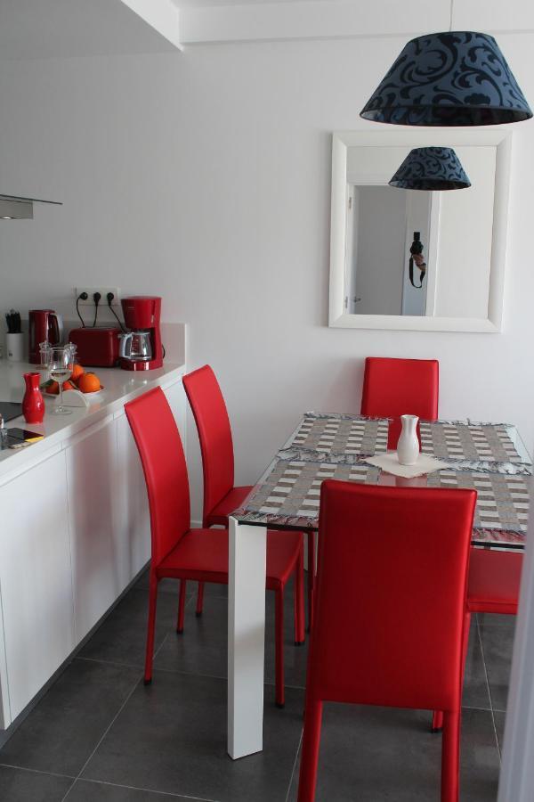 New Apartment With Sea View Of Andrew And Natallia 캄포아모르 외부 사진