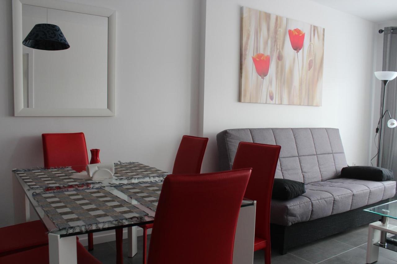 New Apartment With Sea View Of Andrew And Natallia 캄포아모르 외부 사진