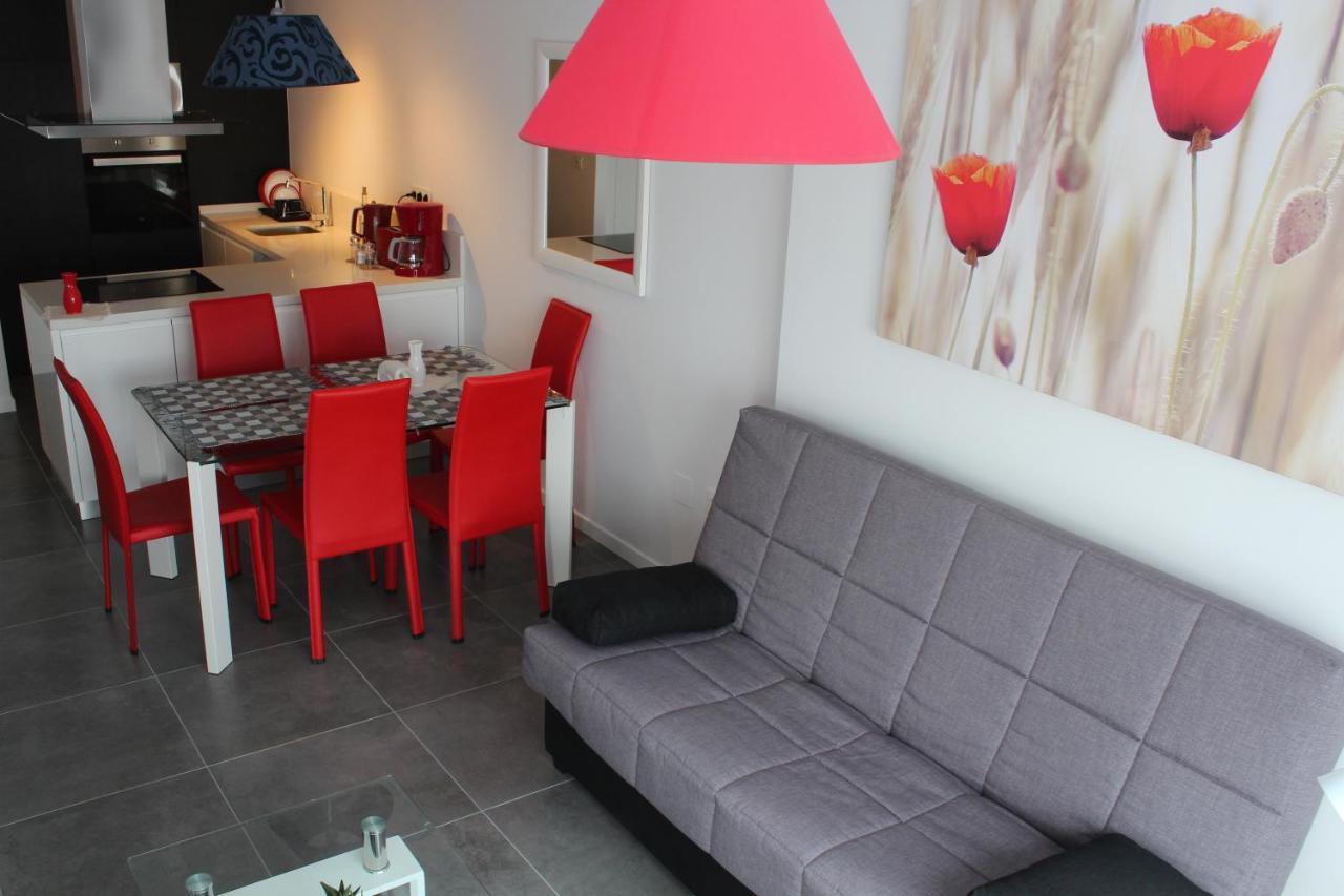 New Apartment With Sea View Of Andrew And Natallia 캄포아모르 외부 사진